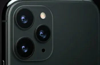 Users are calling out the main downside of the iPhone 16: the Camera Control button breaks